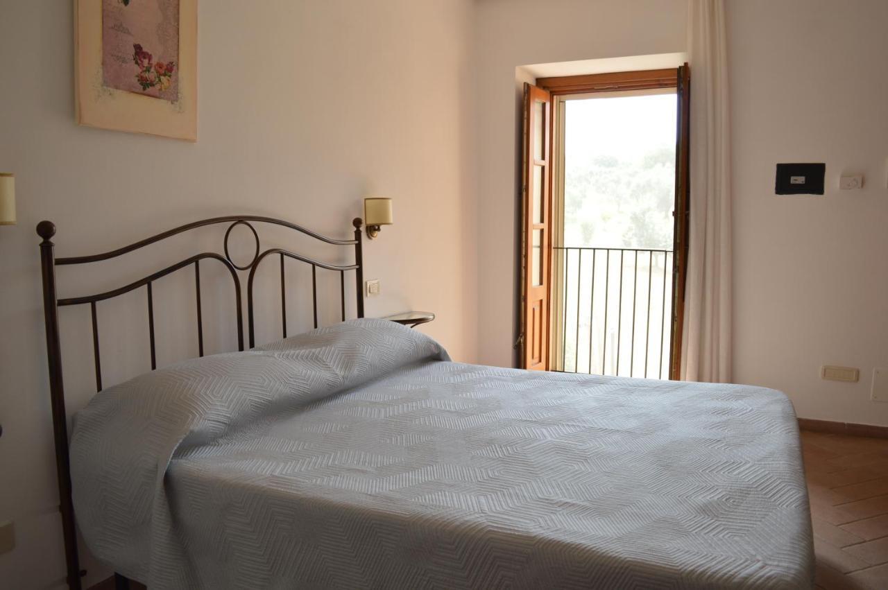 Вилла Agriturismo Il Saragiolo Монтемерано Экстерьер фото