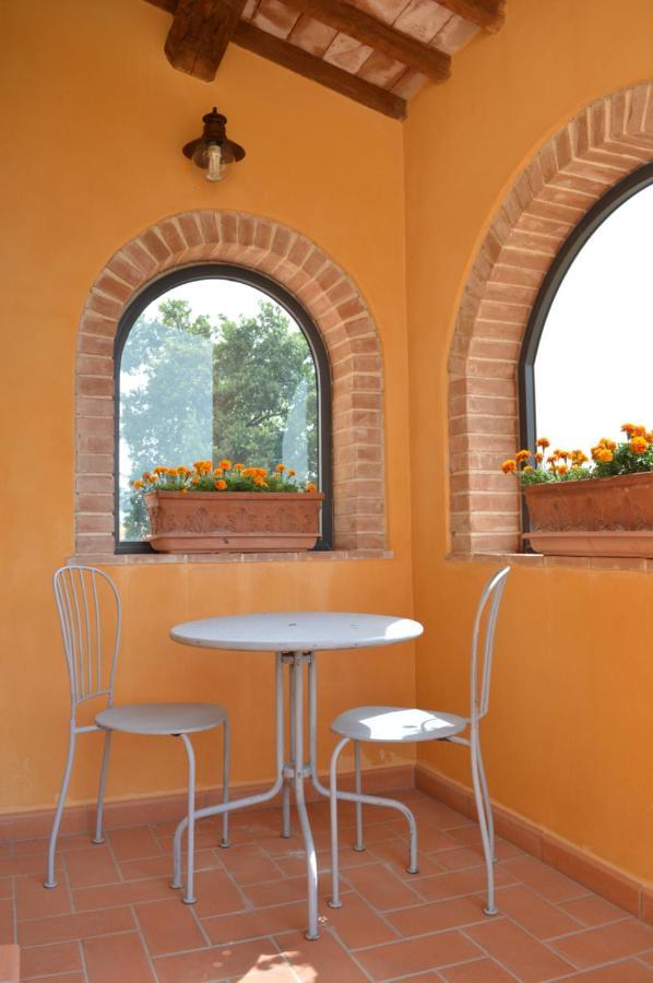 Вилла Agriturismo Il Saragiolo Монтемерано Экстерьер фото
