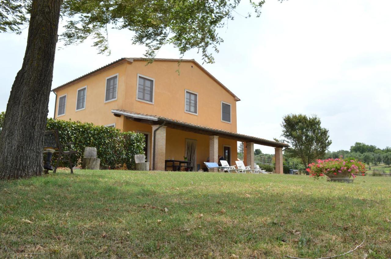 Вилла Agriturismo Il Saragiolo Монтемерано Экстерьер фото